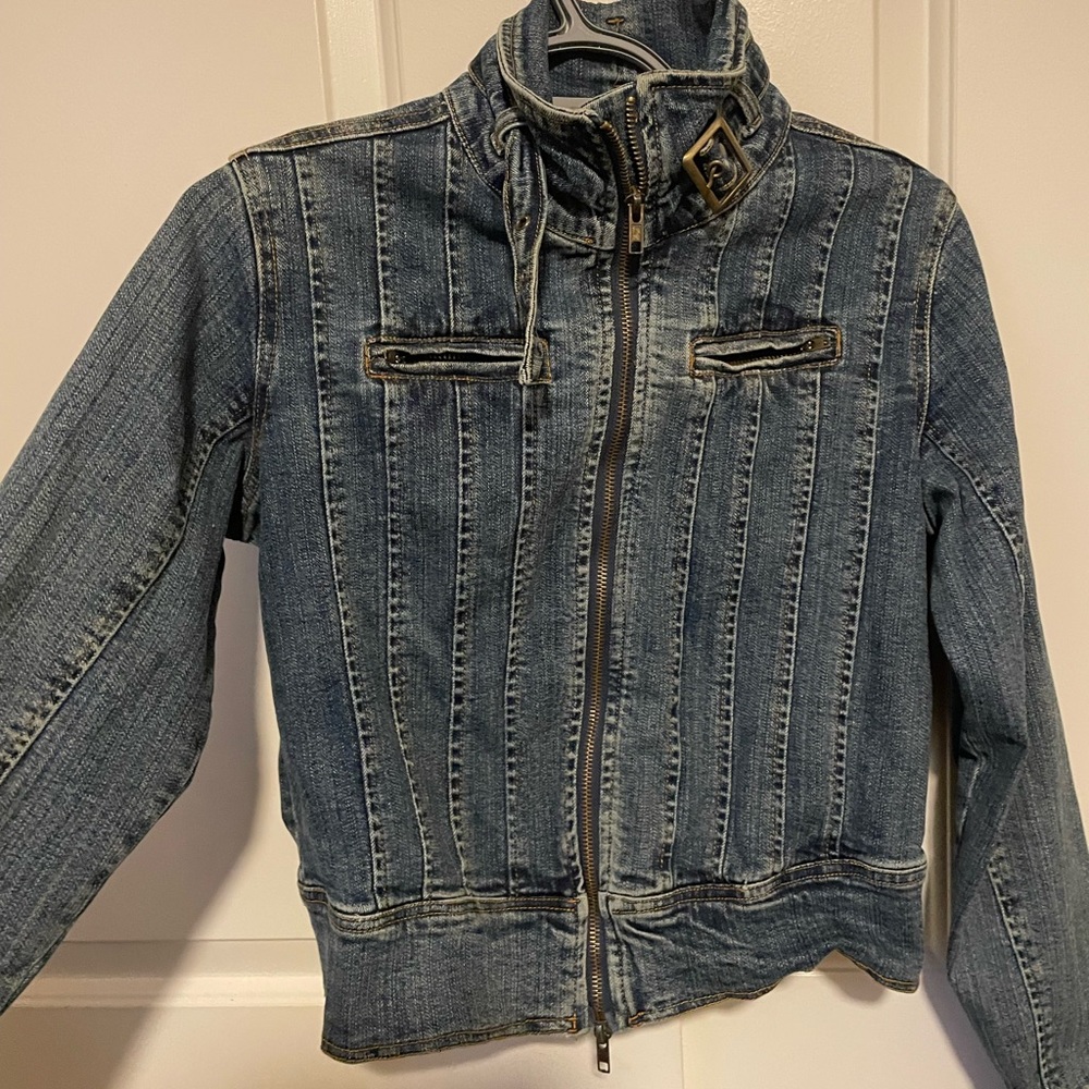 90s/2000s jean jacket!!!
